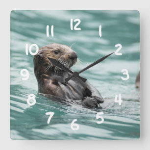 Watching Sea Otter Quadratische Wanduhr