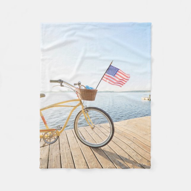 Water | Bicycle By the Lake Fleecedecke (Vorderseite)