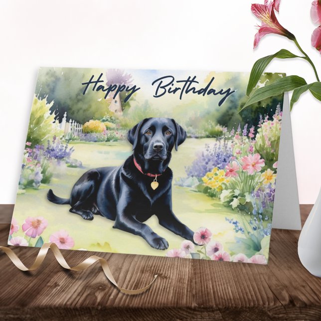 Watercolor Black Labrador Hund Happy Birthday Karte (A birthday card with illustration of a black labrador in a watercolor style)