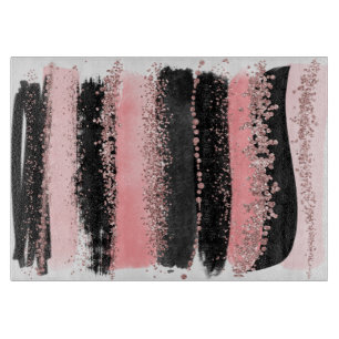 Watercolor-Bürste streicht Schneidebrett