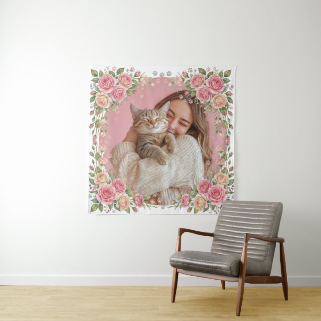 Watercolor Floral Rose & Paw Print Custom Photo Wandteppich (Beispiel)