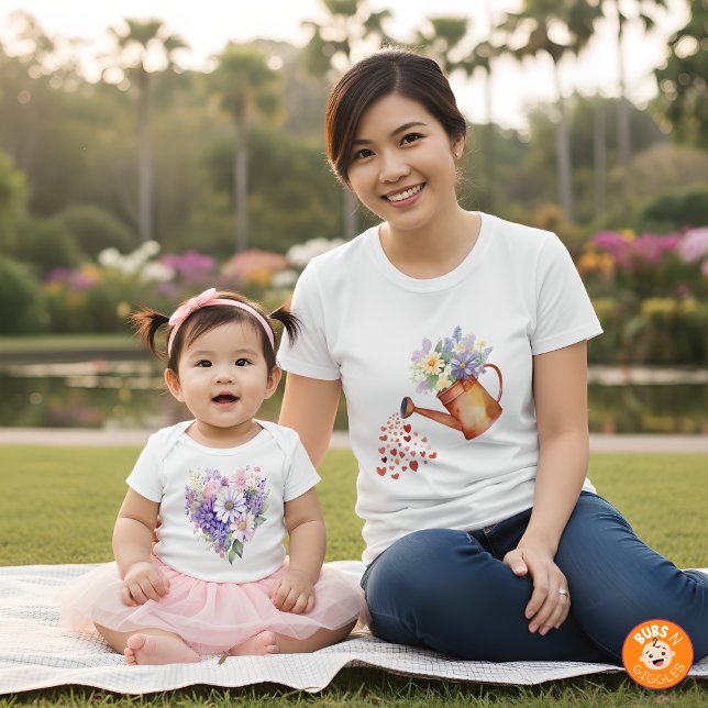 Watercolor Floral Watering Can Matching Mommy Hoodie (Von Creator hochgeladen)