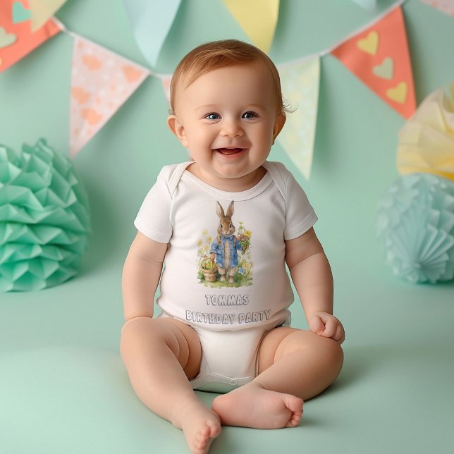 Watercolor Peter Rabbit Birthday Baby T-shirt (Von Creator hochgeladen)