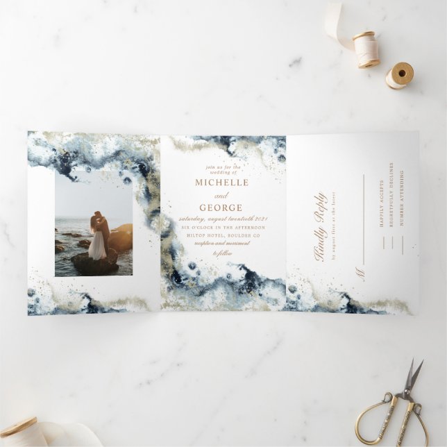 Watercolor Waves Tri-Fold Hochzeitseinladung Dreifach Gefaltete Einladung (Innenseite)