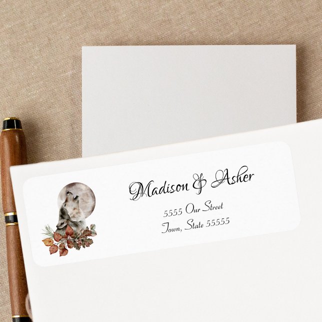 Watercolor Wolf Howling auf den Herbstlauben des M (Von Creator hochgeladen)