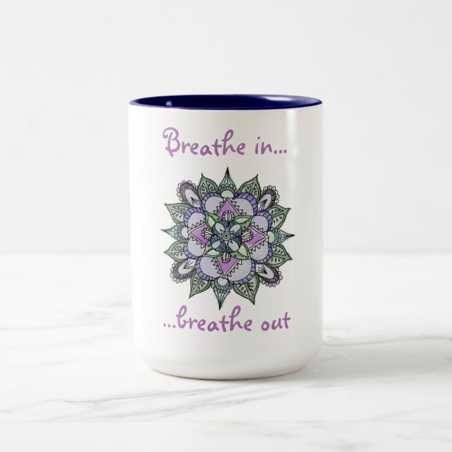 Watercolormandala-Tasse Zweifarbige Tasse (Mittel)
