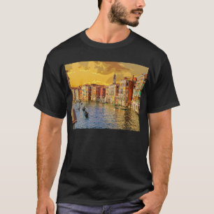 Waterway-Gebäude Nr. 15 von Venedig Italy T-Shirt