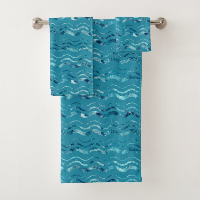 Wavy Blue Sea Pattern Badhandtuch Set (Insitu)