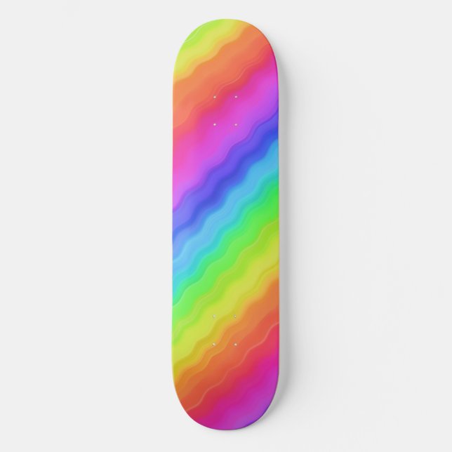 Wavy Diagonal farbenfrohe Regenbogendesign Skateboard (Vorderseite)