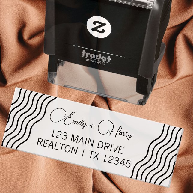 Wavy Modern Wedding Address | Coupé Name Permastempel (Von Creator hochgeladen)