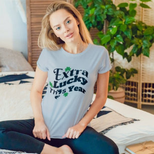 WavyExtra-Glück-St-Patrick-Schwangerschaft T-Shirt