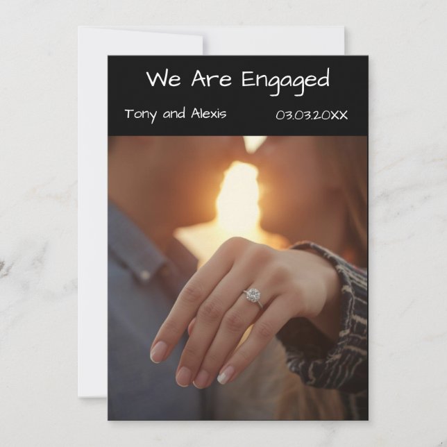 We Are Engaged Photo Announcement Card | Modern  Einladung (Vorderseite)