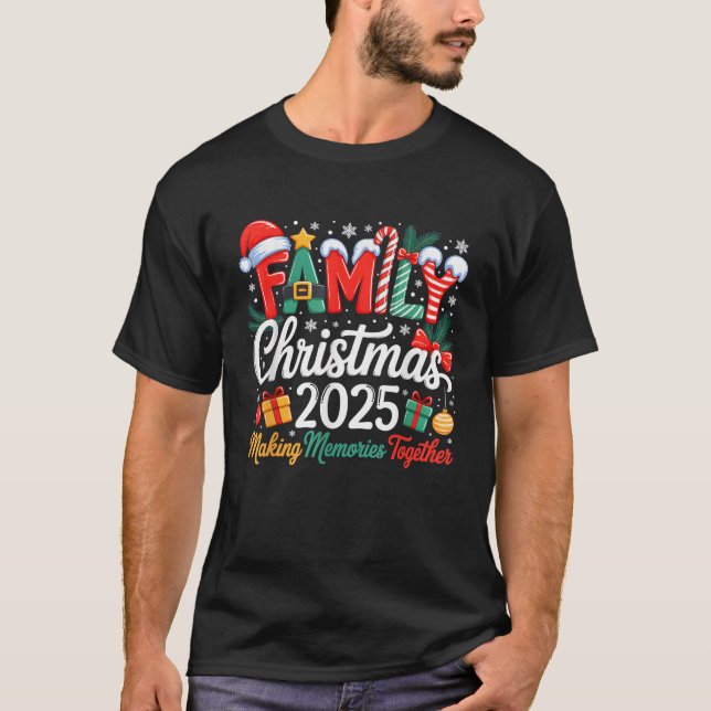 We are Family Christmas 2025 Matching Merry Xmas S T-Shirt (Vorderseite)