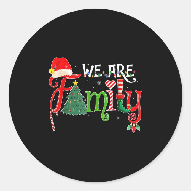 We Are Family Christmas Pajamas Funny Matching Xma Runder Aufkleber (Vorderseite)