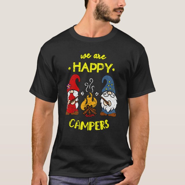 We Are Happy Campers Gnomes Gnome Campfire Couple T-Shirt (Vorderseite)