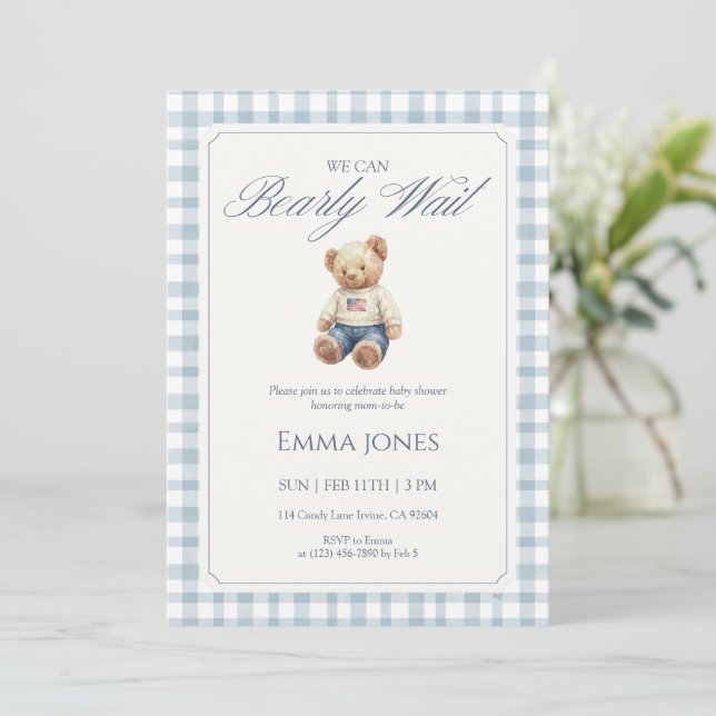 We Can Bearly Wait Blue Gingham pattern shower Einladung (Stehend Vorderseite)