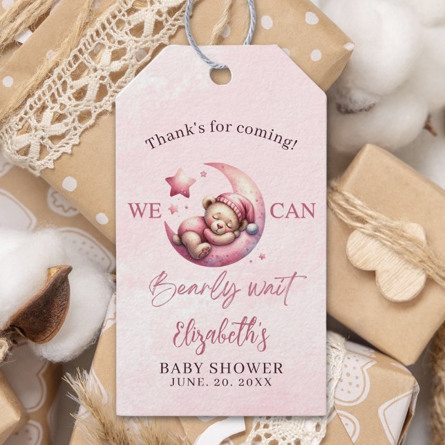 We can Bearly wait - Cute Bear Baby shower Girl Geschenkanhänger (Von Creator hochgeladen)