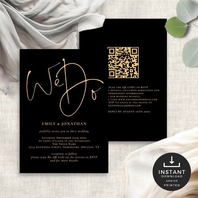 We Do Gold Script QR Code Black Wedding  Einladung (Front and back view)
