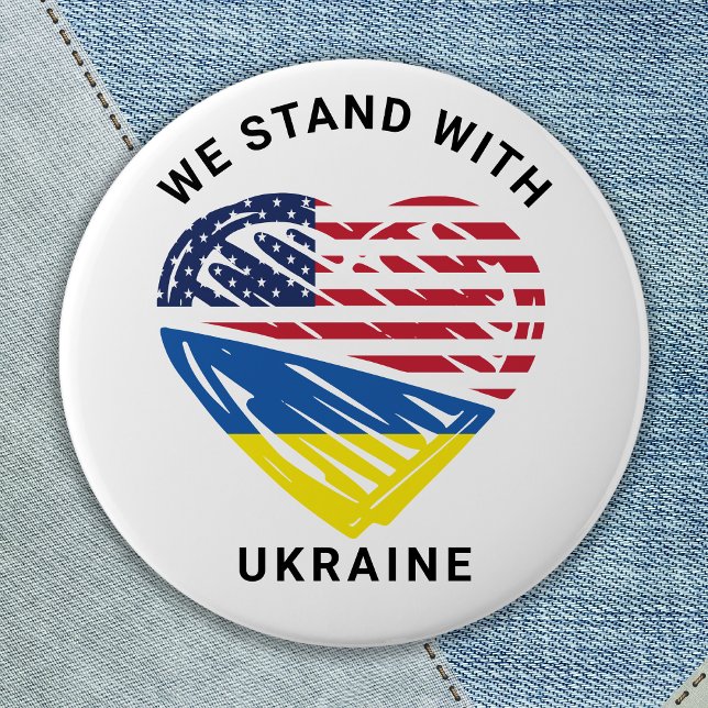 We Stand With Ukraine USA American Flag Heart Button (Von Creator hochgeladen)