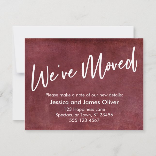 "We ve Moved" Typografy Red Grunge Ankündigung (Vorderseite)