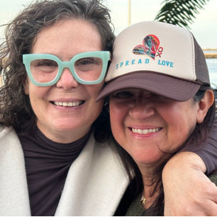 Wear Your Love Trucker-Mütze - Liebe verbreiten Truckerkappe