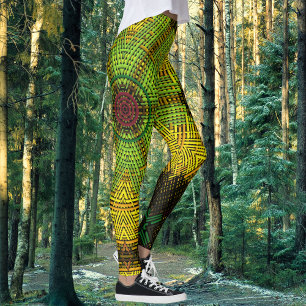 Weave Mandala Green Yellow und Red Leggings