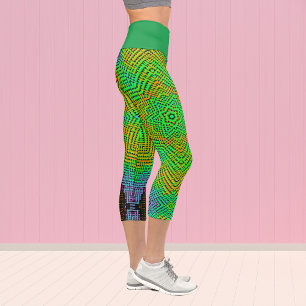Weave Mandala Orange Green und Blue Capri Leggings