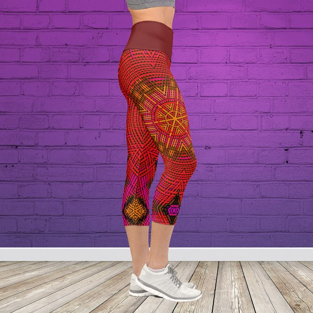 Weave Mandala Rosa und Gelb Capri Leggings (Von Creator hochgeladen)