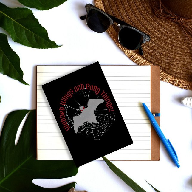 "Webbed Wings and Batty Things" Halloween Vampire Postkarte (Von Creator hochgeladen)