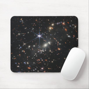 WebbS erste tiefe Feldansicht des Universums Mousepad