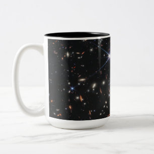 WebbS erste tiefe Feldansicht des Universums Zweifarbige Tasse