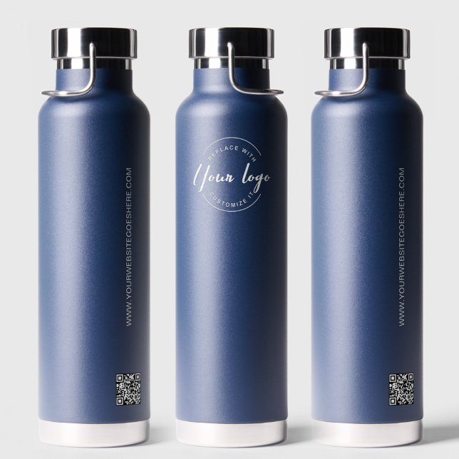 Website des White Business Logo Custom QR Trinkflasche (Customizable logo, QR code and website on Navy water bottle business promotional merchandise. )