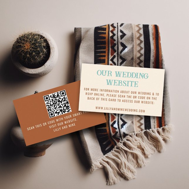 Website für Hochzeiten QR Code Cowboy Country West Begleitkarte (cowboy country western desert wedding website qr code enclosure card aztec pattern terracotta teal)