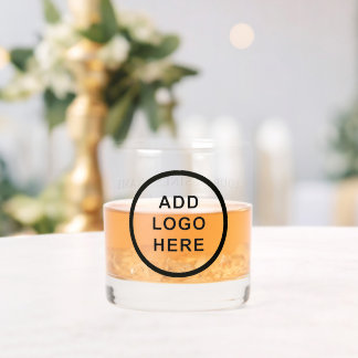 Website für personalisierte Firmenlogo Whiskyglas
