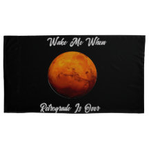 Weck mir, wenn Retrograde über dem Set Pillowcase