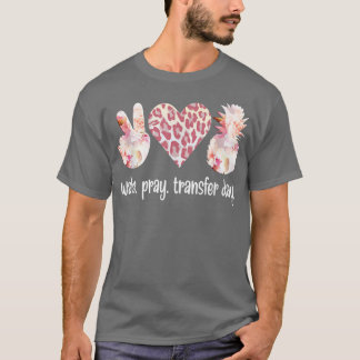 Wecktest IVF Transfer Day IVF Mama IVF Vater T-Shirt