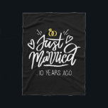 Wedding Gifts | 10th Wedding Anniversary Fleecedecke<br><div class="desc">Wedding Gifts | 10th Wedding Anniversary</div>