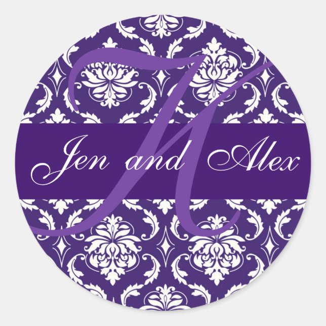 Wedding Monogram K Lila Damask Gefälligkeitsaufkle Runder Aufkleber (Vorderseite)
