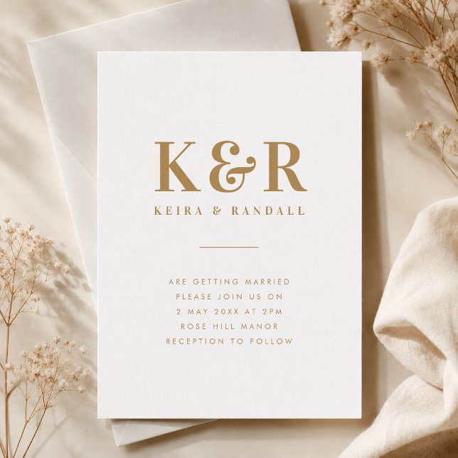 Wedding Monogram Minimalistisch Simple Gold and Wh Einladung (Gold monogram wedding invitation with elegant initials, names, and timeless typography.)