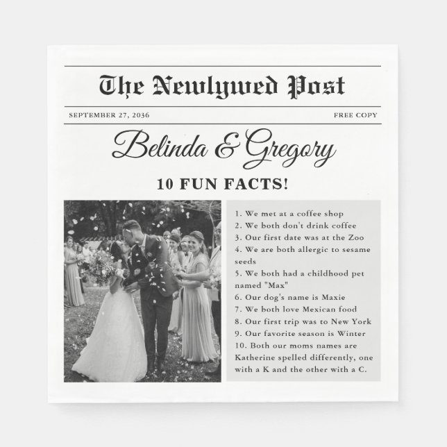 Wedding Newspaper Fun Black White Photo Fun Facts Serviette (Vorderseite)