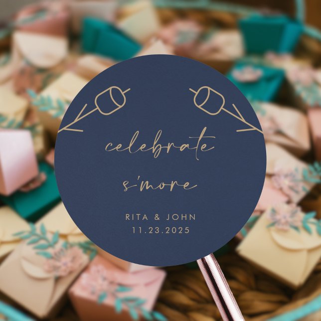 Wedding Party Fvor S'more Runder Aufkleber (Von Creator hochgeladen)