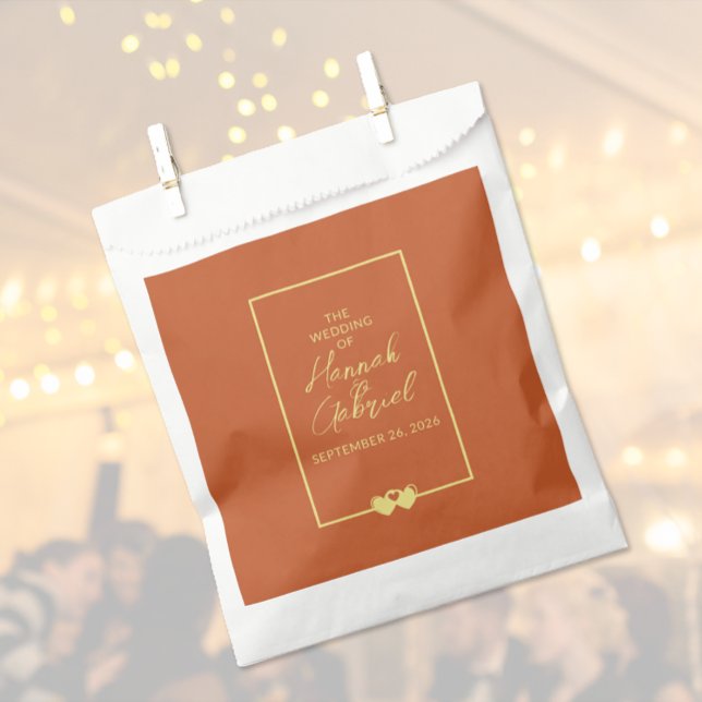 Wedding Terracotta Gold Geschenktütchen (The front of the Terracotta Gold wedding favor bag)