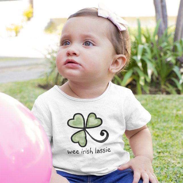 Wee Irish Lassie St. Patrick's Day Shirts (Von Creator hochgeladen)