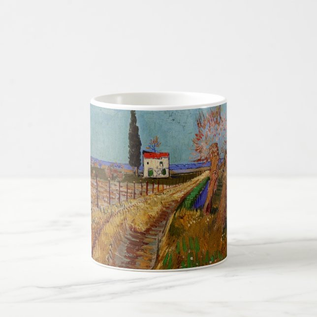 Weg durch ein Feld, Willows von Vincent van Gogh Kaffeetasse (Mittel)