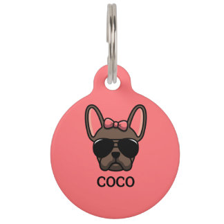 Weibliche Braun-Bulldog-ID Haustiermarke