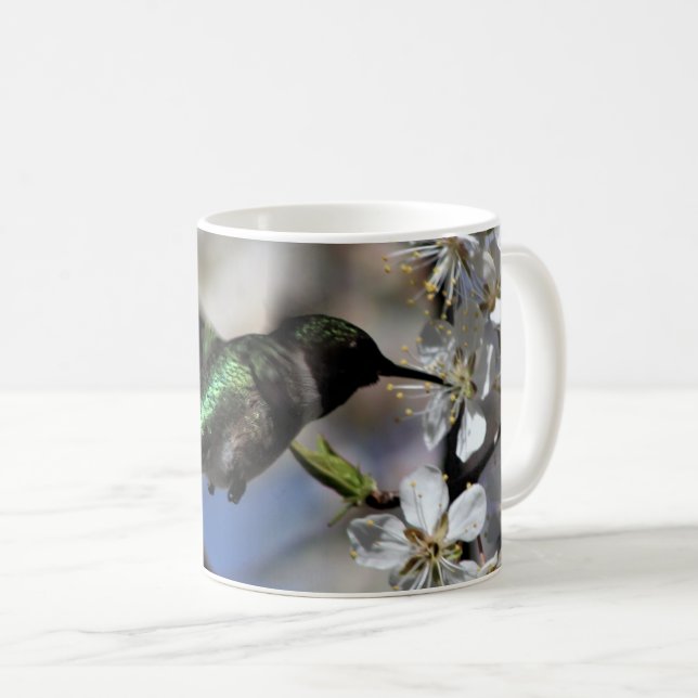 Weibliche Hummingbird in Pflaume Kaffeetasse (VorderseiteRechts)