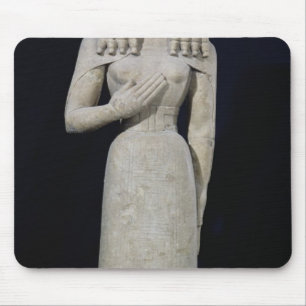 Weibliche Statue, bekannt als die Auxerre-Göttin Mousepad