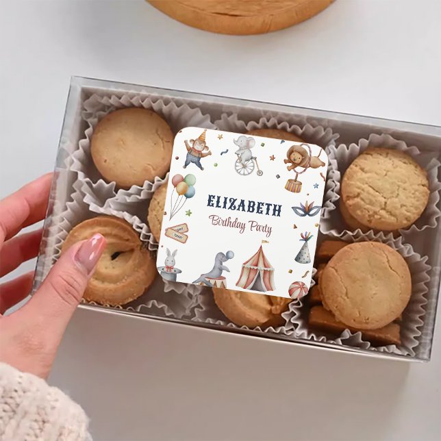 Weibliche Tiere Circus Geburtstagsparty Quadratischer Aufkleber (Whimsical Animals Circus Birthday Party Square Sticker)