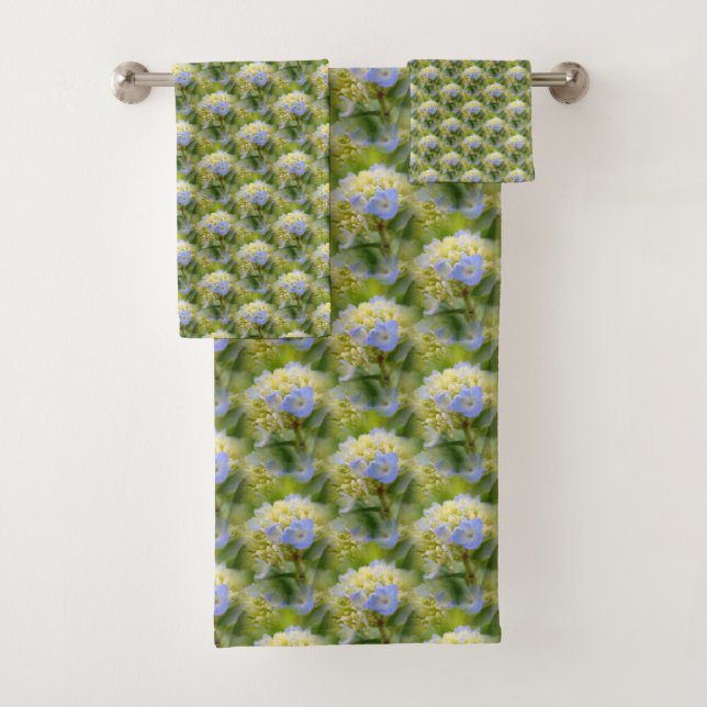 Weich blaues Hydrangea-Blume Naturmuster       Badhandtuch Set (Insitu)