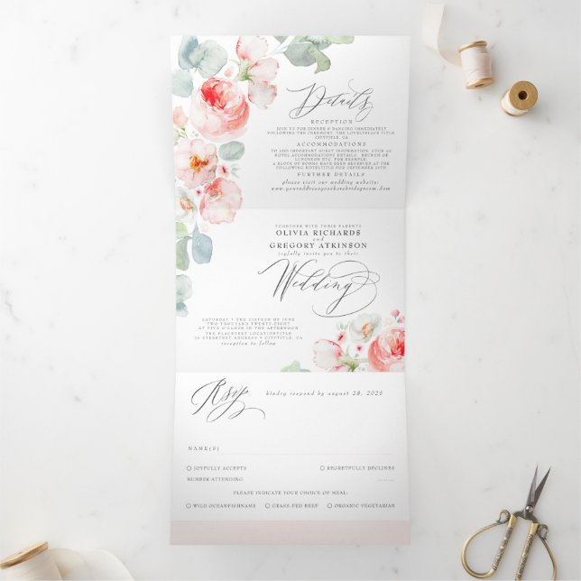 Weich hellrosa Aquarellfarben Blume Elegante Hochz Dreifach Gefaltete Einladung (Innenseite)